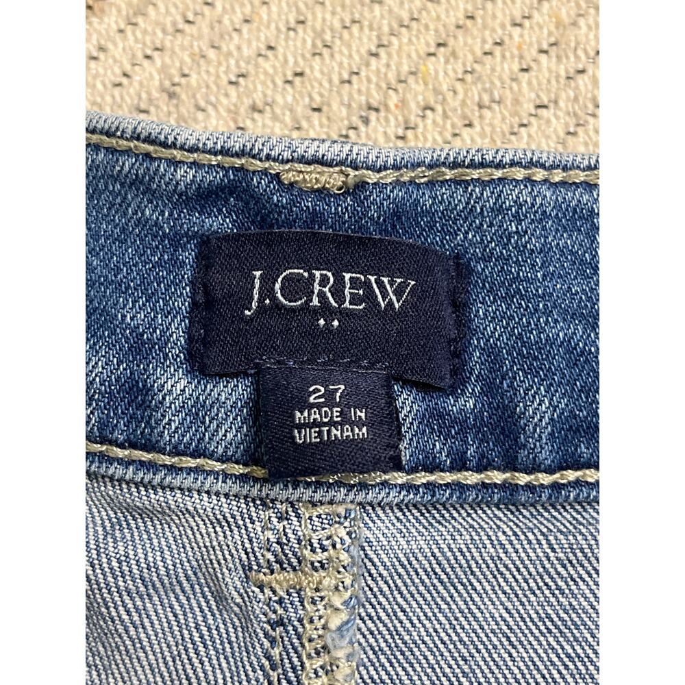 J. Crew Sailor denim short, 4” inseam, size 27, MSRP $98,
Cg691 - Picture 5 of 11